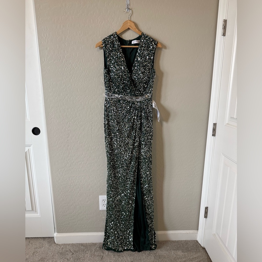 NWT MAC DUGGAL Forest Green Cap Sleeve Sequined High Slit Gown - 4 - Picture 5 of 8